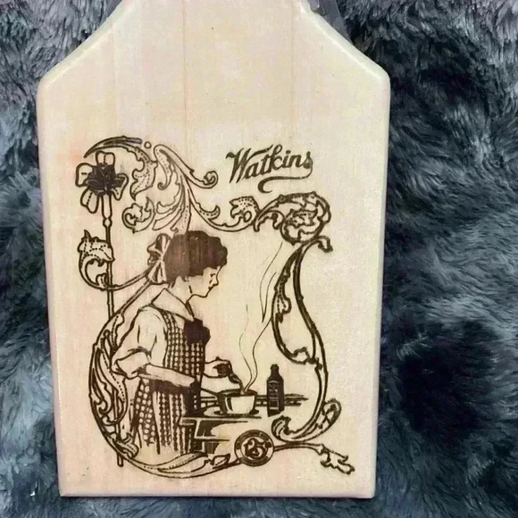 NWOT Watkins Wood Cutting Board 125th Anniversary  Woman Cooking Burned In - Picture 10 of 10